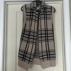 Sweater Vest